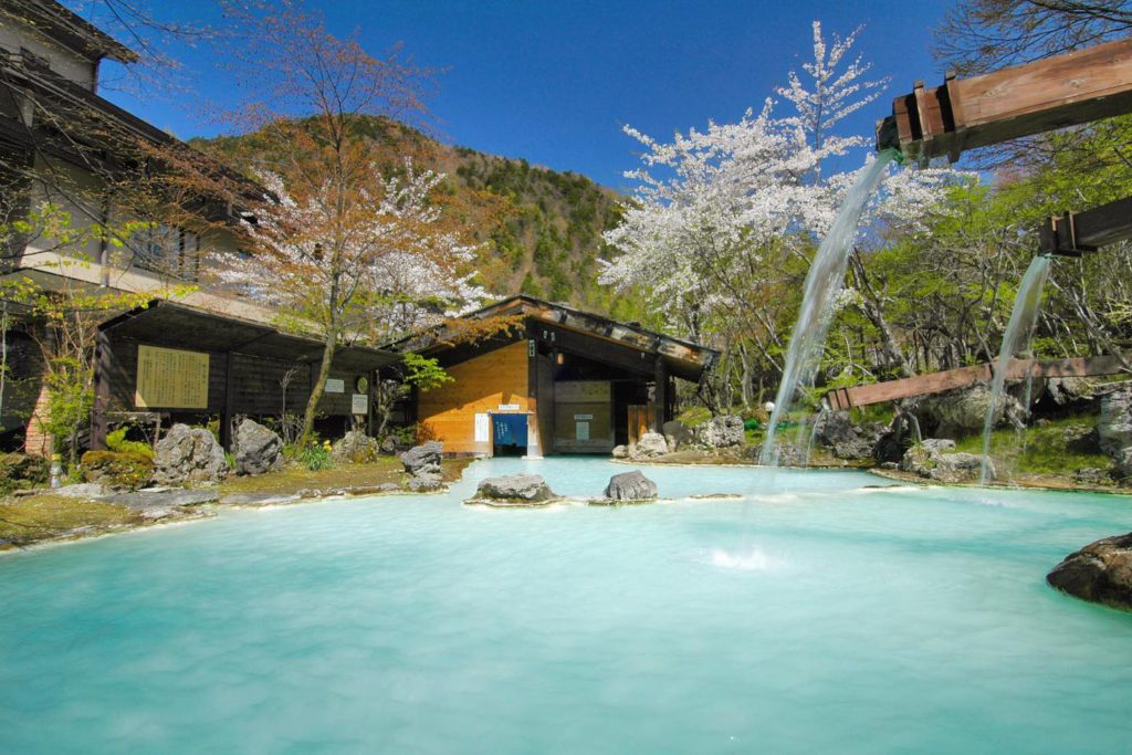 Complete Guide To Japanese Onsens Onsen Etiquette Tips And Picks