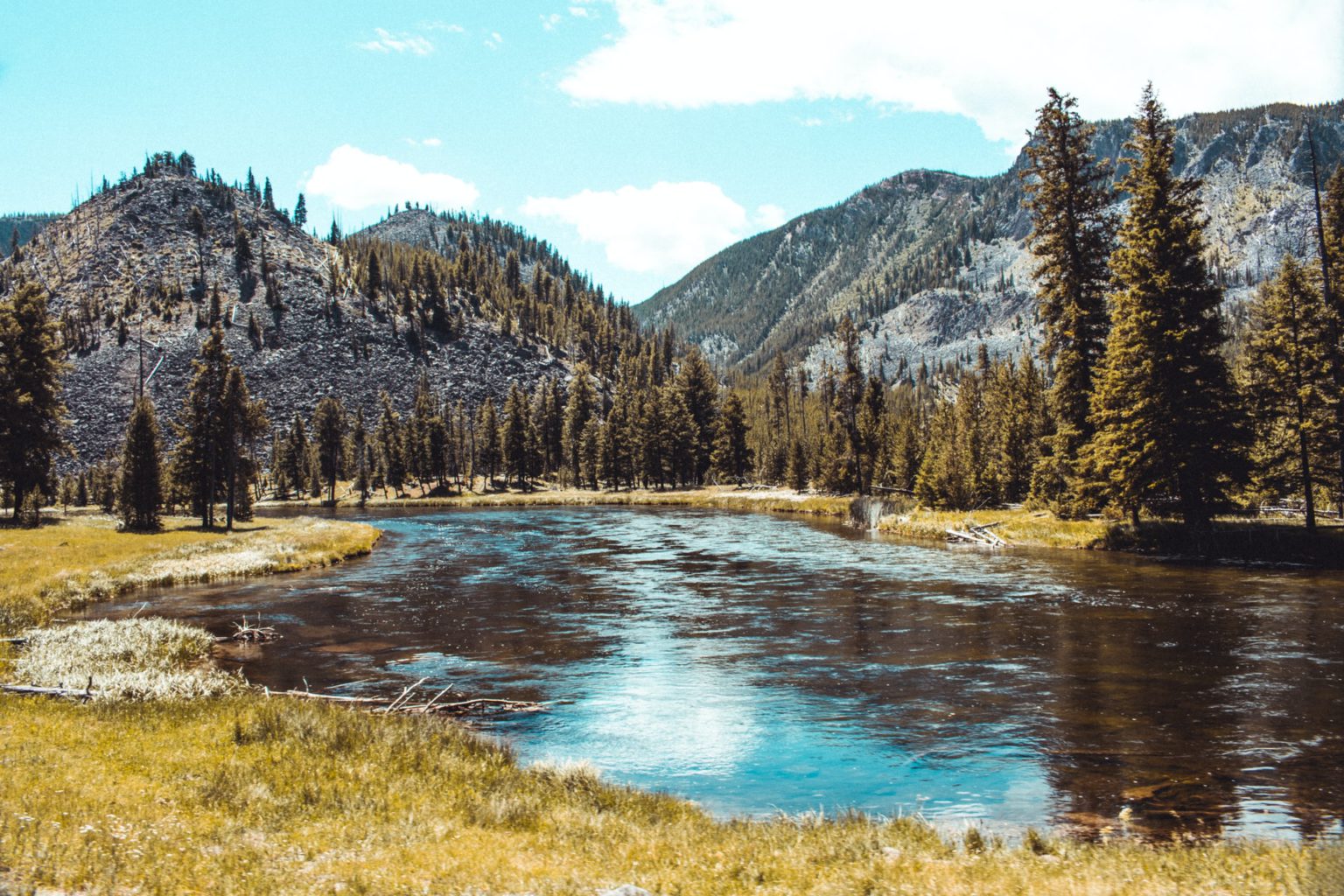 10 Best natural wonders at Yellowstone National Park